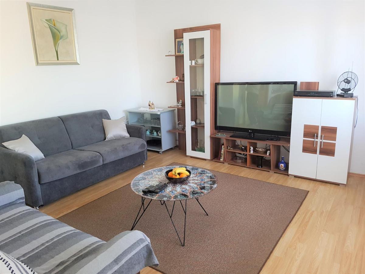 Comfort Apartment On The Beach Кали Екстериор снимка