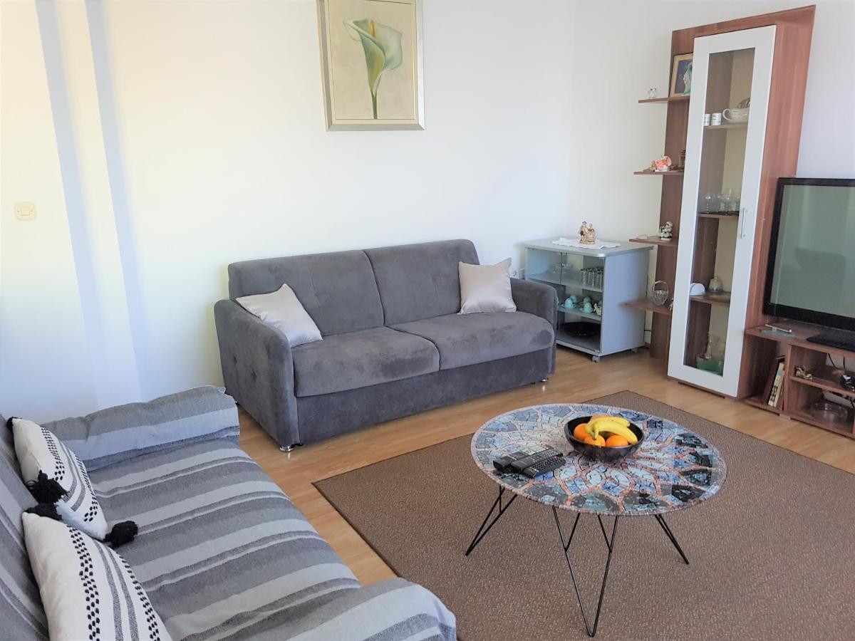 Comfort Apartment On The Beach Кали Екстериор снимка
