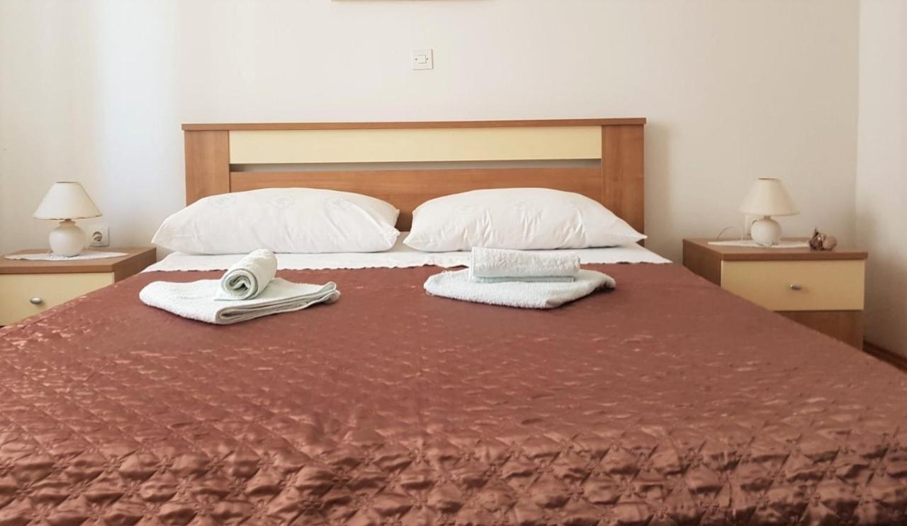 Comfort Apartment On The Beach Кали Екстериор снимка